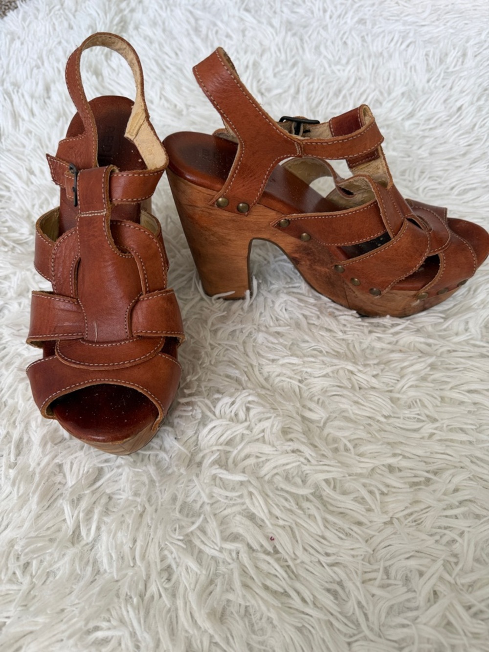 BedStu Bed Stu Caitlin II Tan Rustic Platforms Size 8.5 - Picture 3 of 7